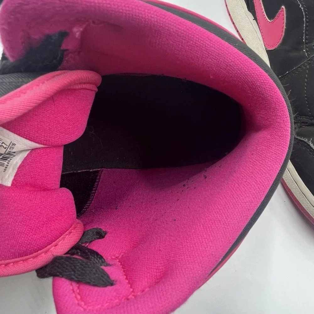 Nike Air Jordan 1 Retro High Vivid Pink‎ Sneakers Size 9Y No box